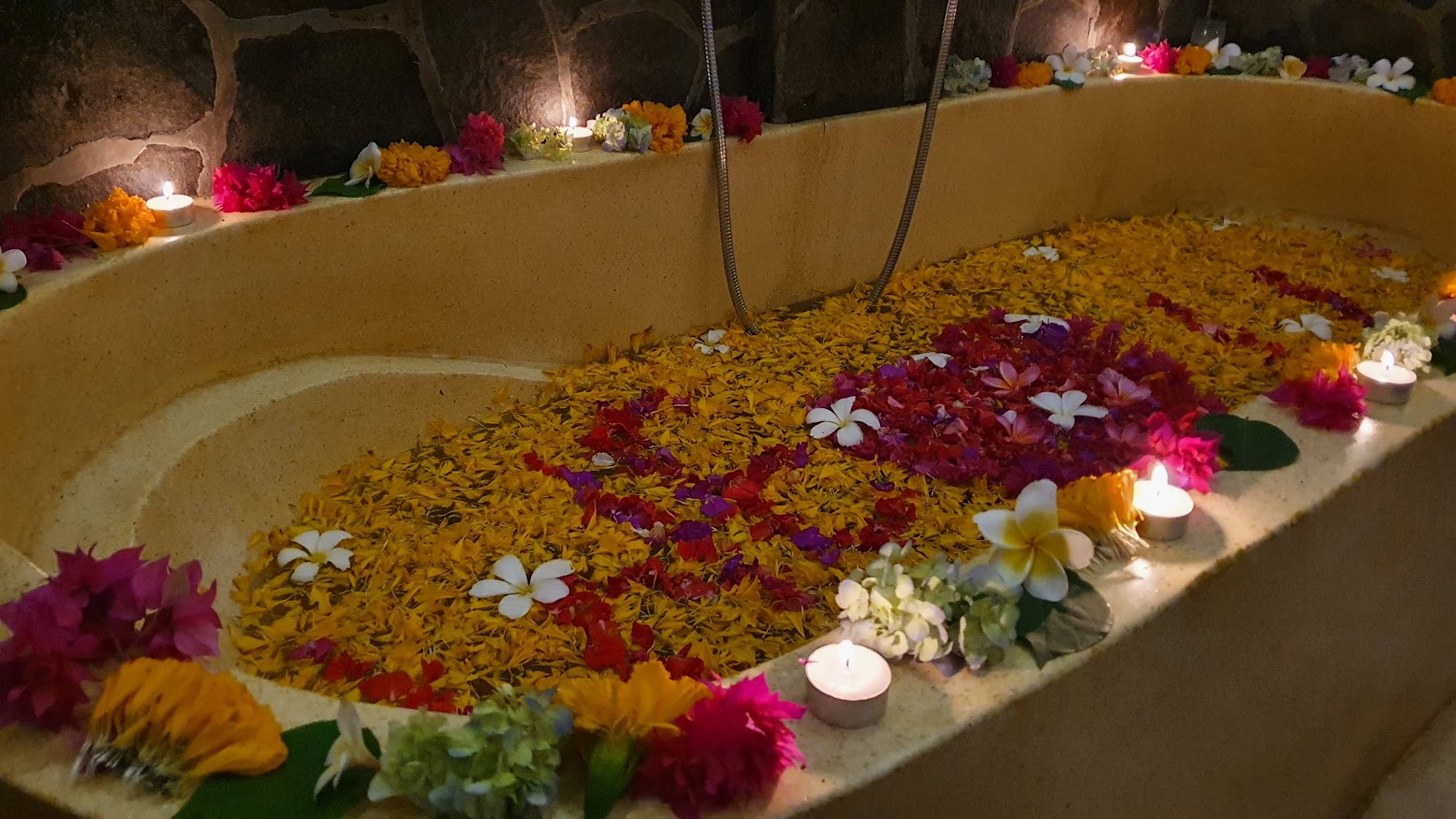 FLOWER BATH